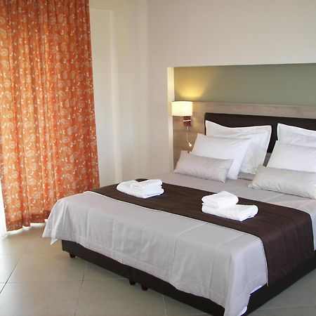 Skinari Apartments Monolia Phòng bức ảnh