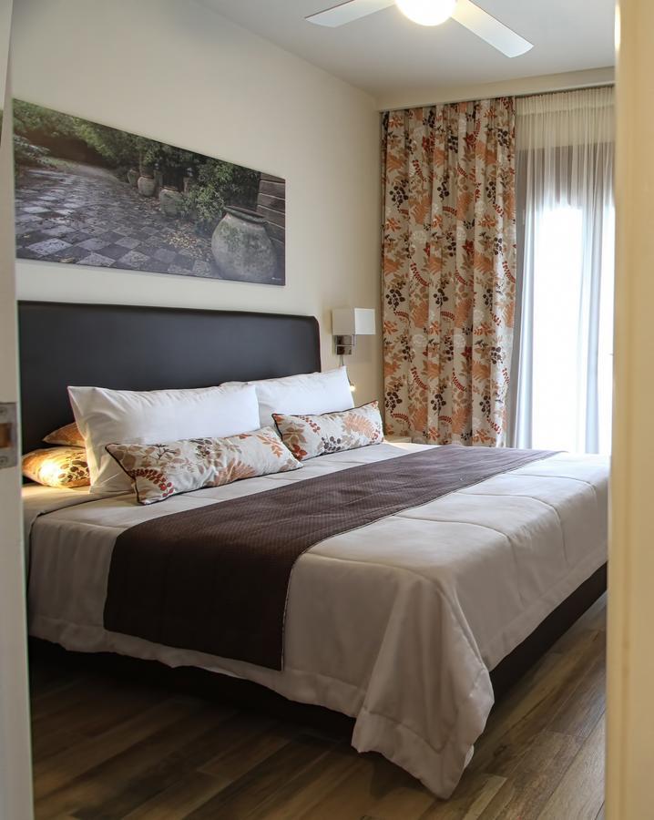 Skinari Apartments Monolia Ngoại thất bức ảnh